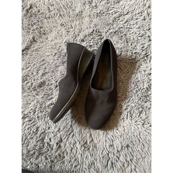 New Ecco womens‎ stretch slip on wedge heels size 8 - Picture 1 of 4